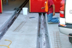 installing-heated-train-tracks